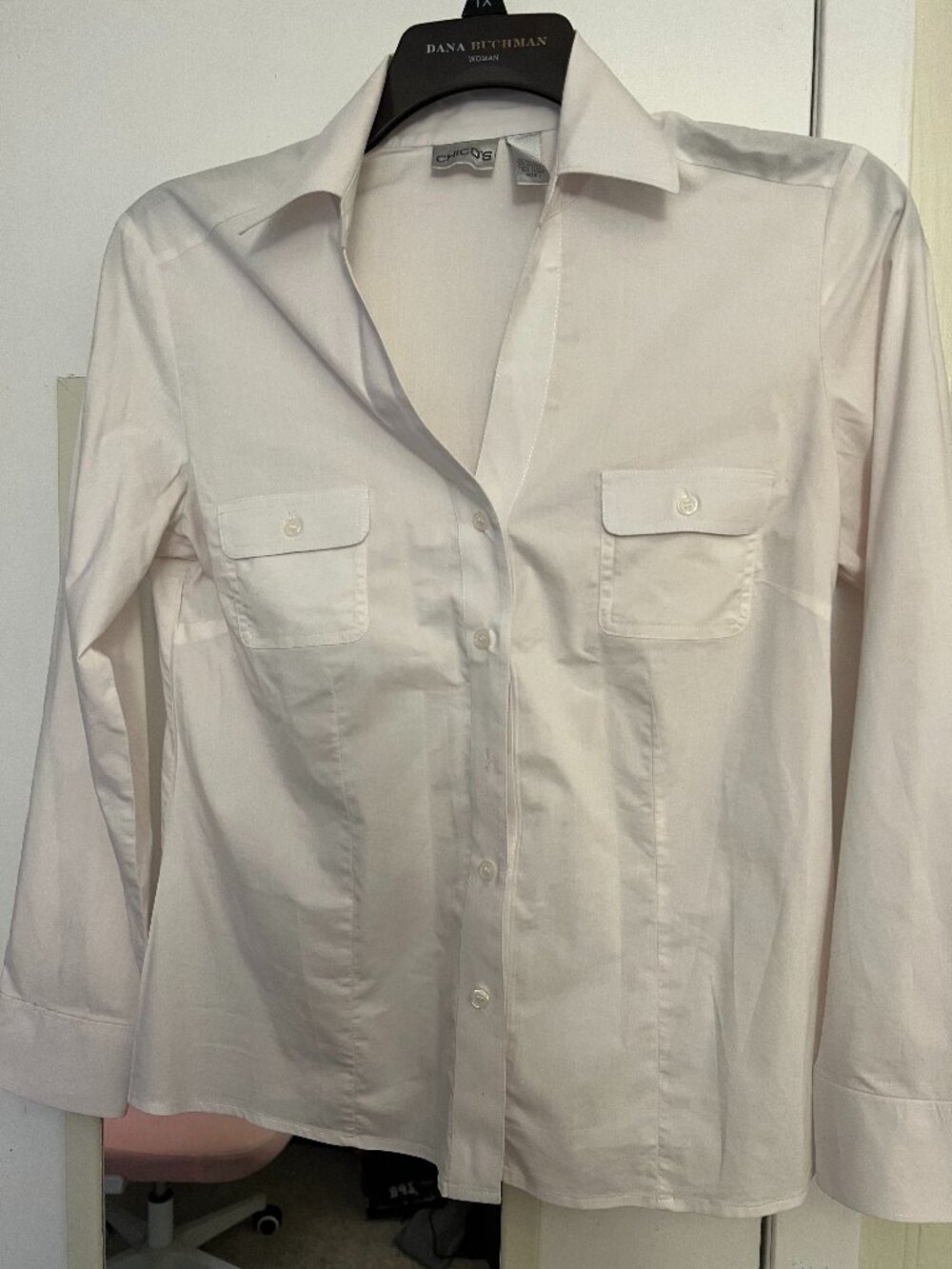 Chico’s White Button‑Up Shirt – Size 1 – Cotton Blend
